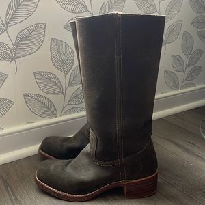 Frye Campus 14L - size 9